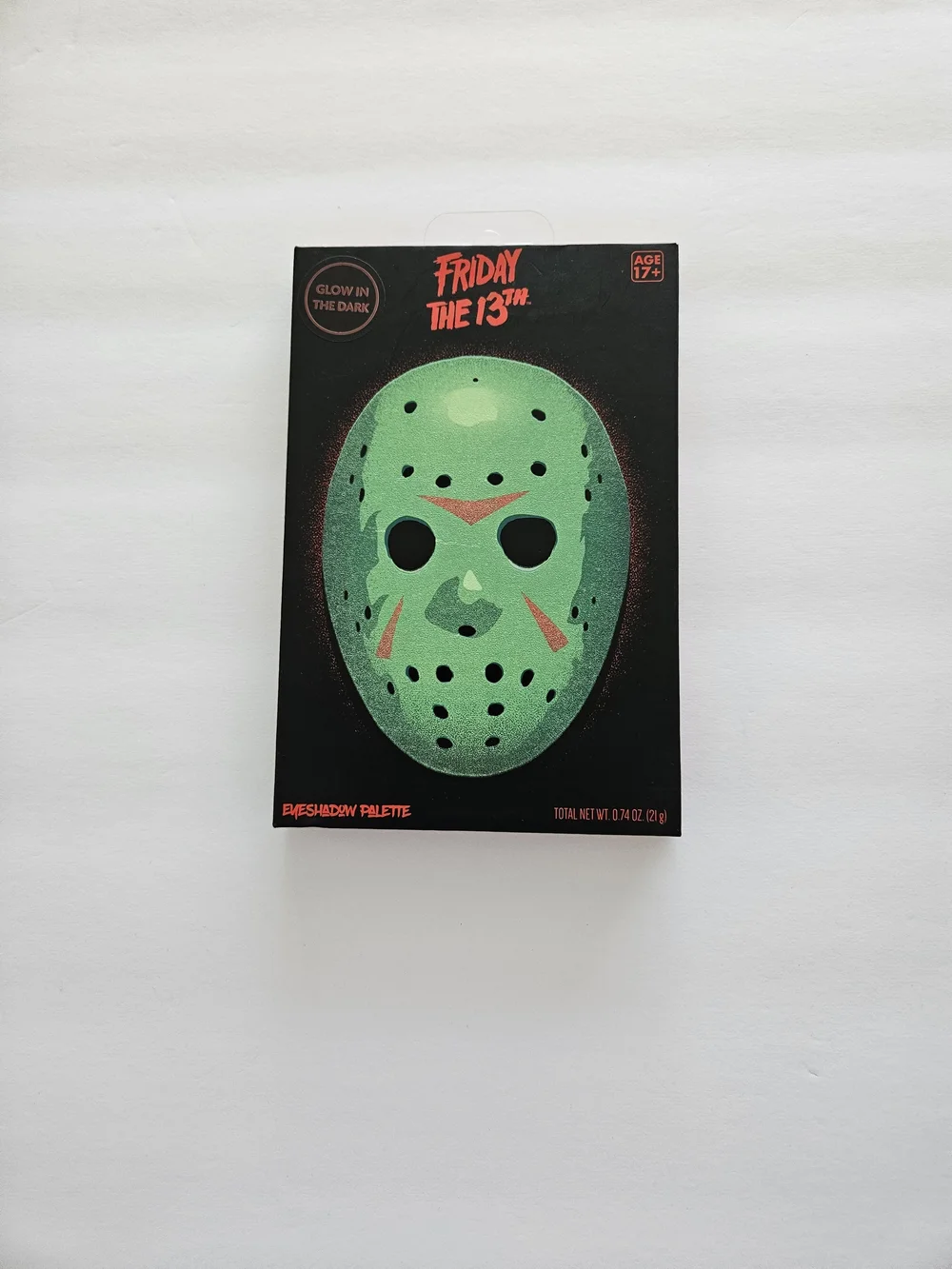 (#143) Friday the 13th Glow-In-The-Dark Eyeshadow 12 set Palette